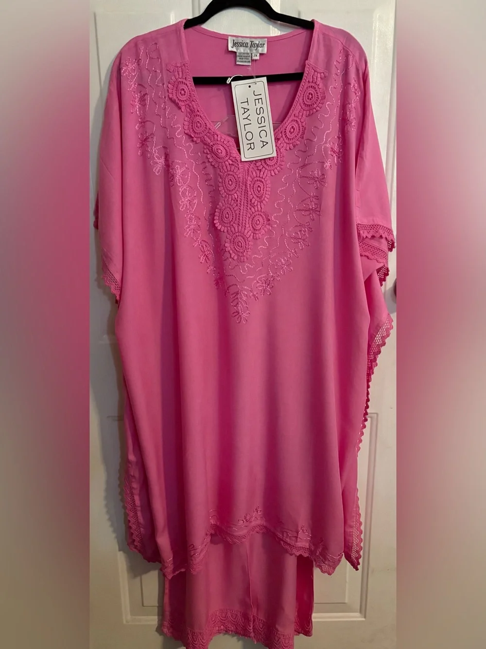 Fuchsia Embroidered Tunic & Wide Leg Pant Set - Picture 2 of 14